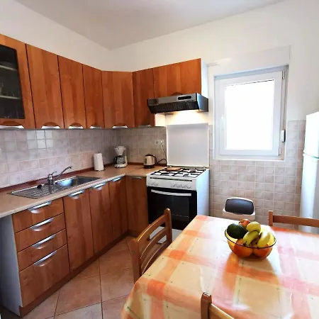 Apartment Dundo In Quiet Area Medulin