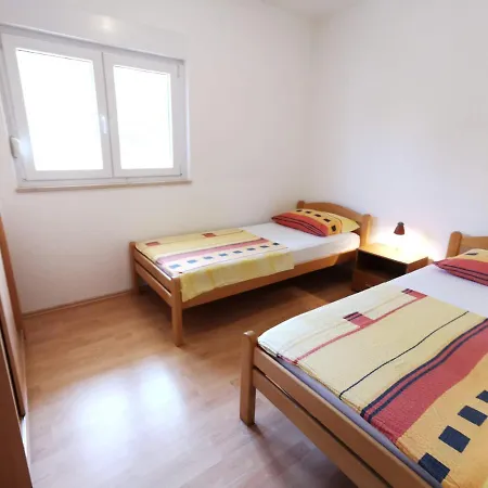 Dundo In Quiet Area Apartamento