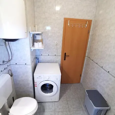 Dundo In Quiet Area Apartment Medulin