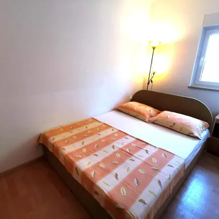 Dundo In Quiet Area Apartment Medulin